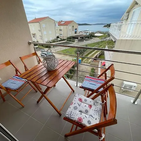 Mit Meerblick, Am Sibenik