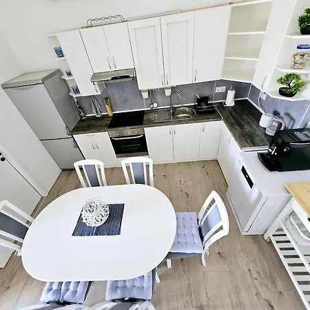 Seaview At Apartament *