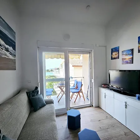 Seaview At * Szybenik