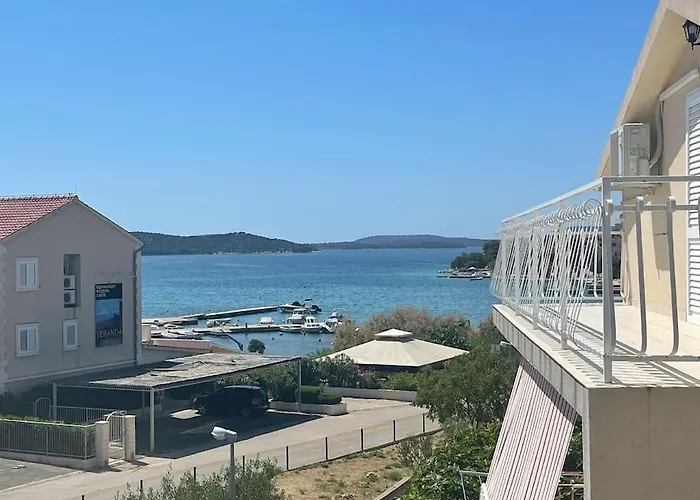 Seaview At Apartment