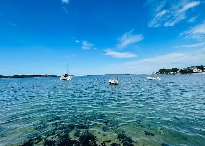 Seaview At * שיבניק