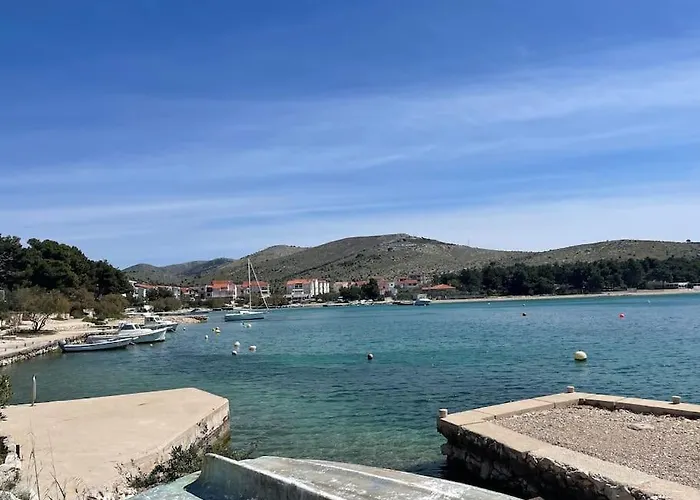 Seaview At שיבניק