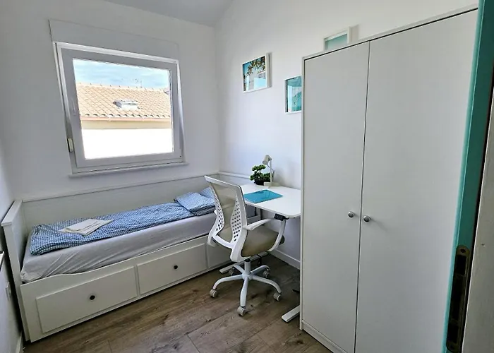 Seaview At דירה שיבניק